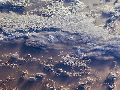 022612earthclouds